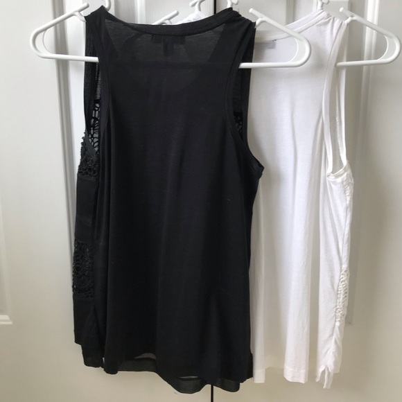 Bundle of J. Crew Lace Tanks XXS - Picture 3 of 3